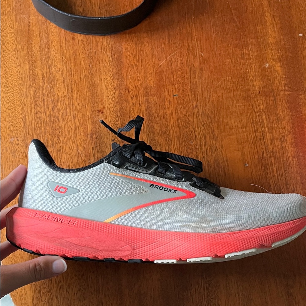 Brooks Launch Running Shoe — Light Gray with Coral Midsole